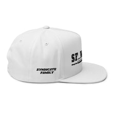 Load image into Gallery viewer, SF WEAR SNAPBACK - WHITE/BLACK