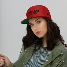 Load image into Gallery viewer, SF WEAR SNAPBACK - RED/BLACK
